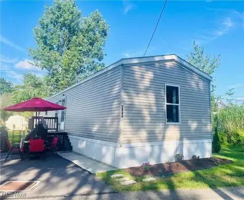 2884 Carrie Avenue unit: 089, Southington, OH 44470