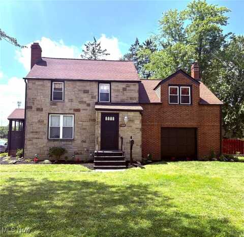 7254 Craigmere Drive, Middleburg Heights, OH 44130
