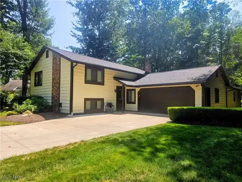 9280 Lorrich Drive, Mentor, OH 44060