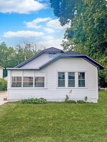 303 South Pierpont Avenue, Rockford, IL 61102