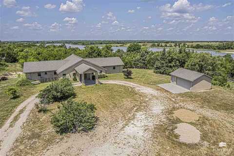 475 Trail Road, Herington, KS 67449