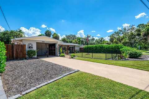 1321 Groveland Avenue, Venice, FL 34285