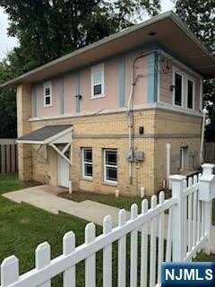 336 Westfield Avenue House, Roselle Park, NJ 07204