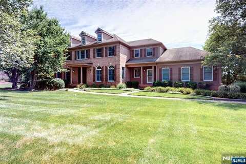 365 Mine Brook Road, Far Hills, NJ 07931