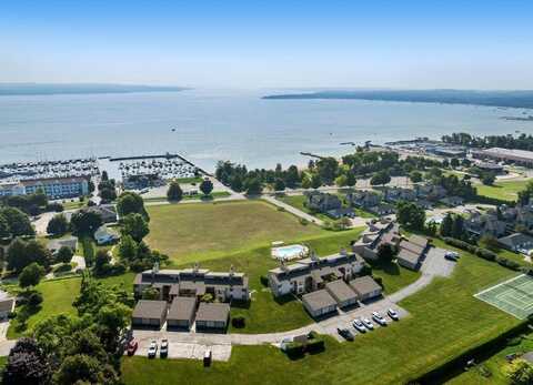 1004 Marina Bluff, Charlevoix, MI 49720