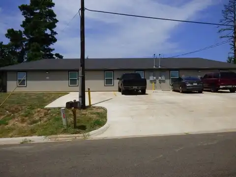 801 N Ritchie, Nacogdoches, TX 75964