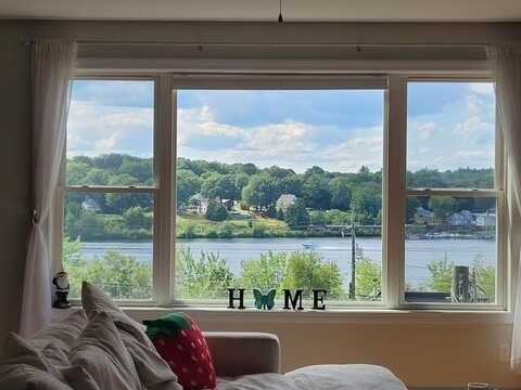 26 Saint Catherine Street, Laconia, NH 03246