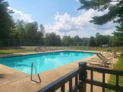 13-7 Overlook Road, Campton, NH 03223