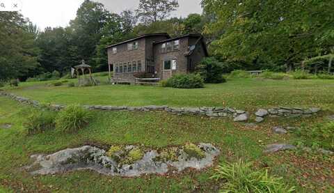 502 LaCross Road, Springfield, VT 05156