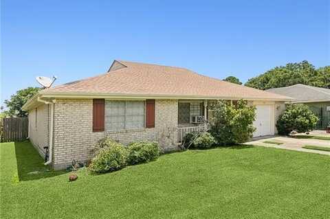 7911 PEBBLE Drive, New Orleans, LA 70128
