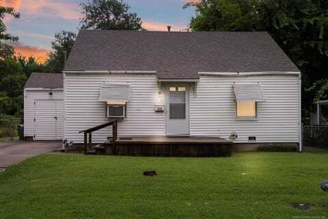 23 S 71st East Avenue, Tulsa, OK 74112