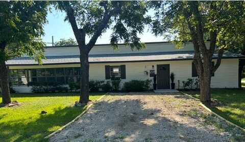 231 S 2nd Street, Wills Point, TX 75169