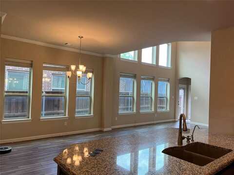 1126 Amber Rose Way, Arlington, TX 76005