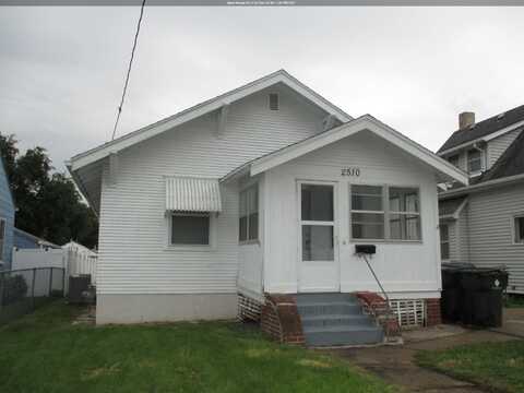 2510 Rebecca St, Sioux City, IA 51103