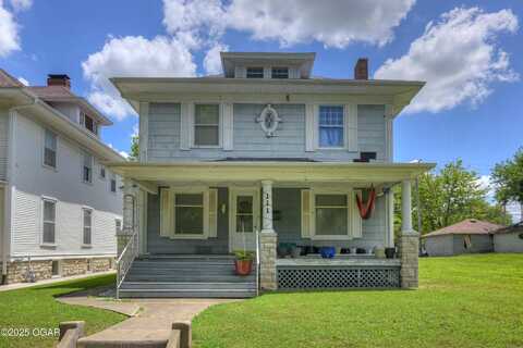 111 N Moffet Avenue, Joplin, MO 64801