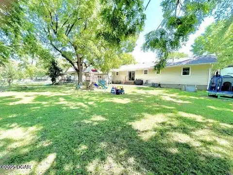 712 Wilson Street, Webb City, MO 64870