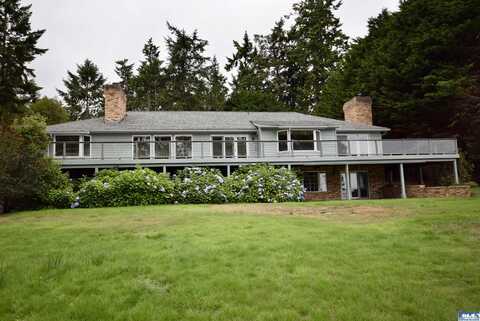 2422 W Sequim Bay Road, Sequim, WA 98382