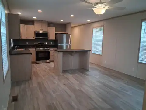 328 W. 53rd St., Anderson, IN 46013