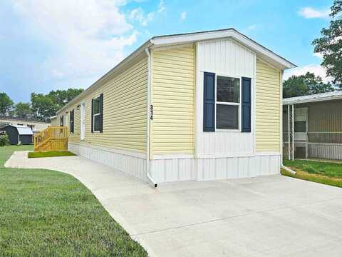 6074 Deerfield Rd, Loveland, OH 45140