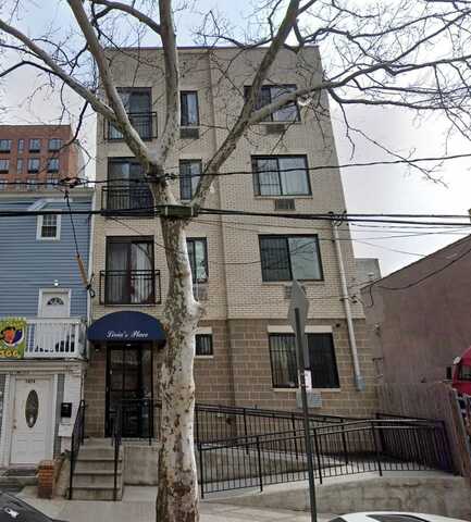 1072 University Ave, Bronx, NY 10452