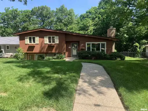 1811 E MAPLE RIDGE Drive, Peoria, IL 61614
