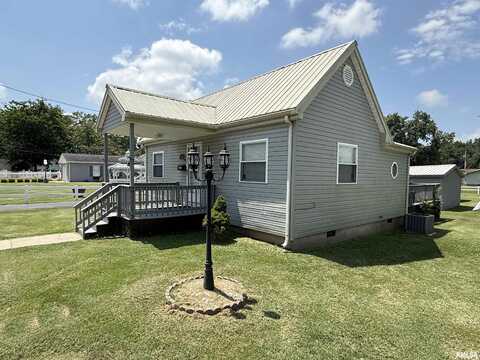 1205 S HOLLAND Street, Harrisburg, IL 62946
