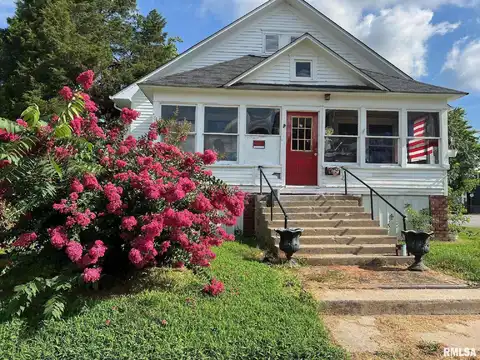 503 E POPLAR Street, West Frankfort, IL 62896