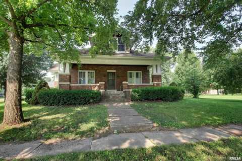 401 W 4TH Street, Golden, IL 62339