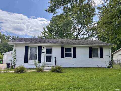 2424 Queensway Road, Springfield, IL 62703