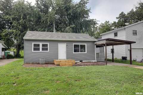 1704 VAN BUREN Street, Quincy, IL 62301