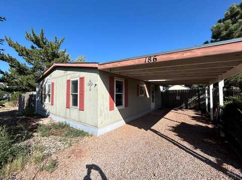 186 E Rolling Hills Dr, Pueblo, CO 81007