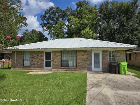 817 Cecile Boulevard, Breaux Bridge, LA 70517