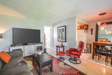 1635 NE 5th Ct, Fort Lauderdale, FL 33301