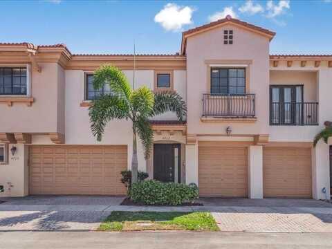 4712 Grand Cypress Cir, Coconut Creek, FL 33073