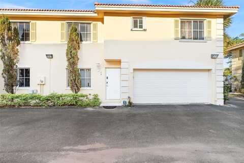 190 SE 2nd St, Deerfield Beach, FL 33441