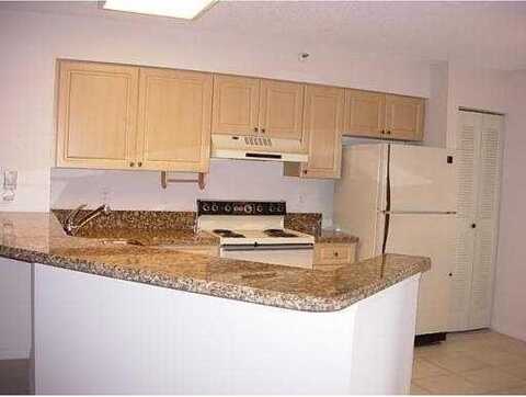 2205 S Cypress Bend Dr, Pompano Beach, FL 33069