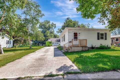322 ADAMS Avenue, OMRO, WI 54963