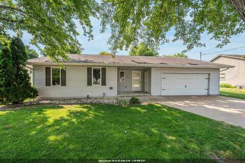 601 E ELM Drive, LITTLE CHUTE, WI 54140