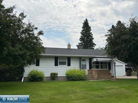 2612 E 18th Ave, Hibbing, MN 55746