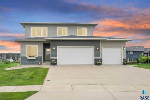 4420 W Schofield St, Sioux Falls, SD 57108