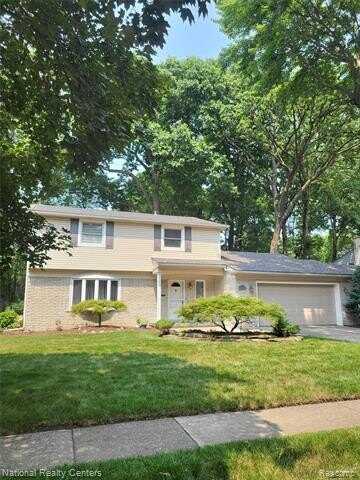 32960 Brier Court, Livonia, MI 48152