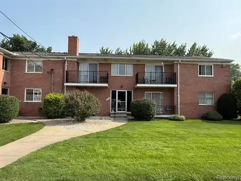 19585 Masonic Boulevard, Roseville, MI 48066