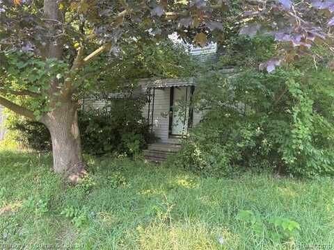 3215 Huggins Avenue, Flint, MI 48506
