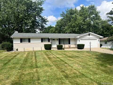 1362 Heathercrest Drive, Flint, MI 48532