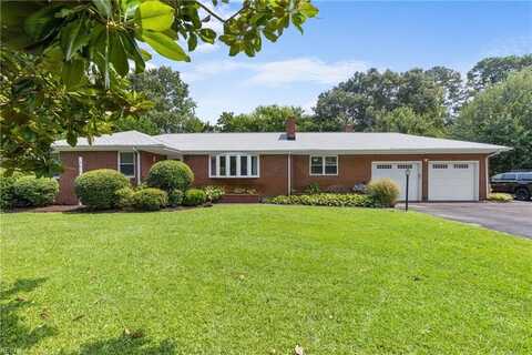 2016 Oak Leaf Lane, Virginia Beach, VA 23455
