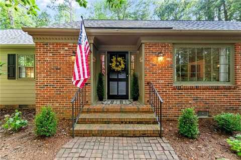 104 Holcomb Drive, Williamsburg, VA 23185