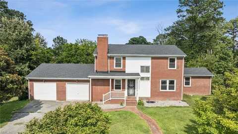 15 Robert Bruce Road, Poquoson, VA 23662