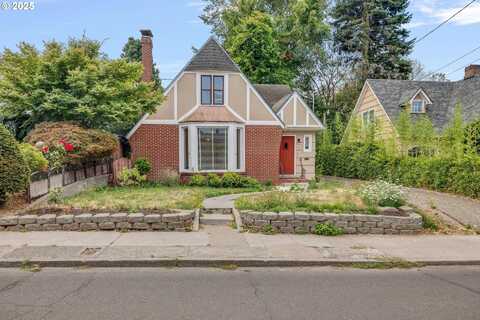 4434 E BURNSIDE ST, Portland, OR 97215