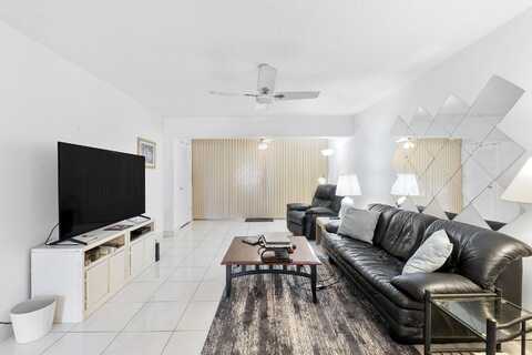 1111 Lemon Tree Terrace, Delray Beach, FL 33445