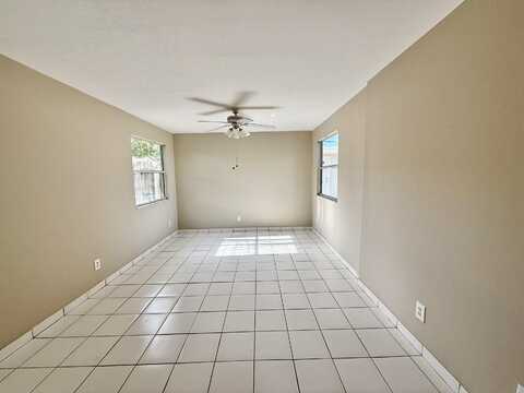 1475 NE Waveland Avenue, Jensen Beach, FL 34957